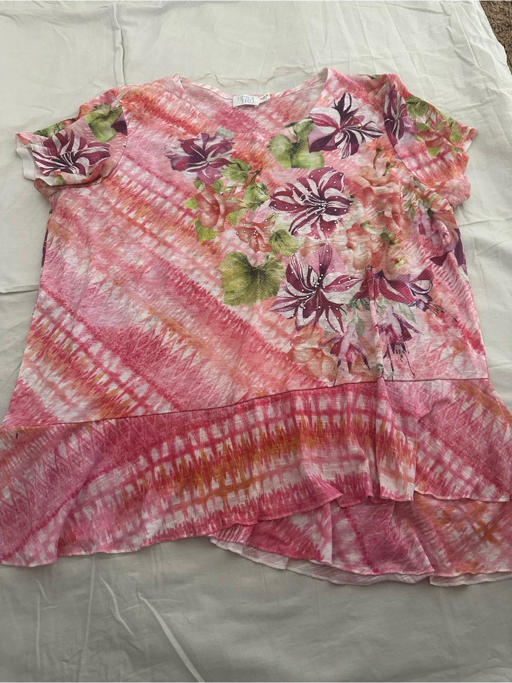Floral Tie-Dye V-Neck Women's Top in Pink